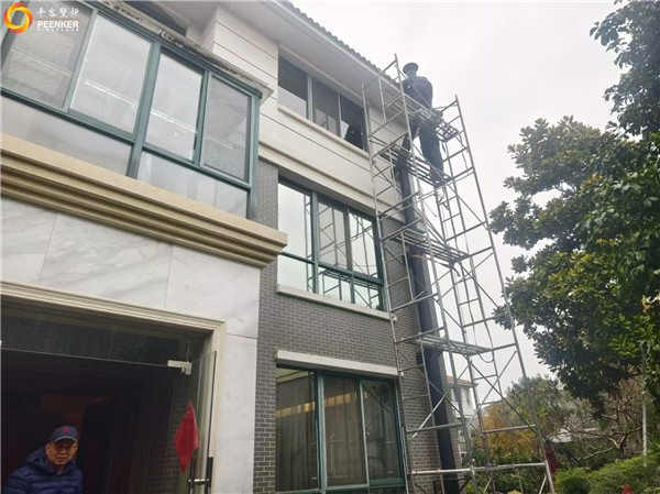 扬州别墅丹麦Morso 8893铸铁火炉安装.jpg